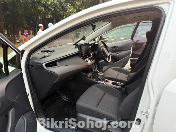 Toyota Corolla Hybrid 2020 model 1800 cc