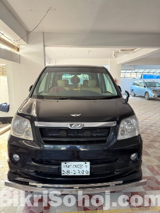 Toyota X Noah.