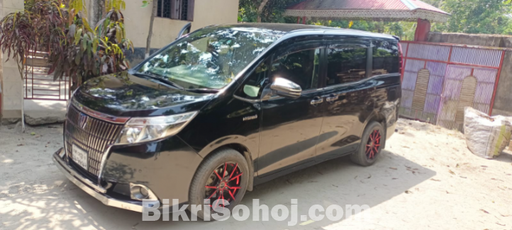 Toyota esquire 2016 Hybrid