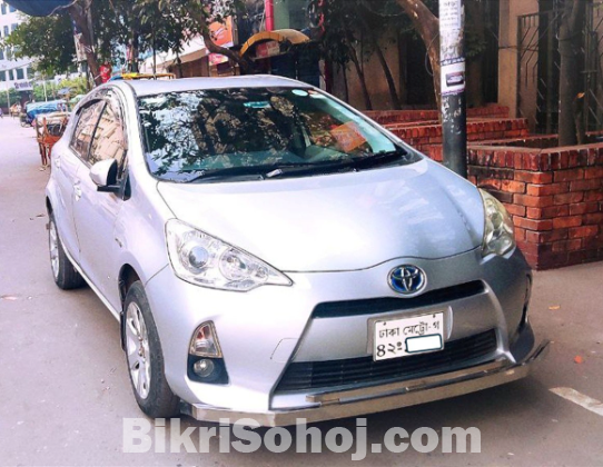 Toyota Aqua 2013 Self Driven 1st party