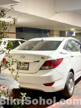 HYUNDAI ACCENT BLUE