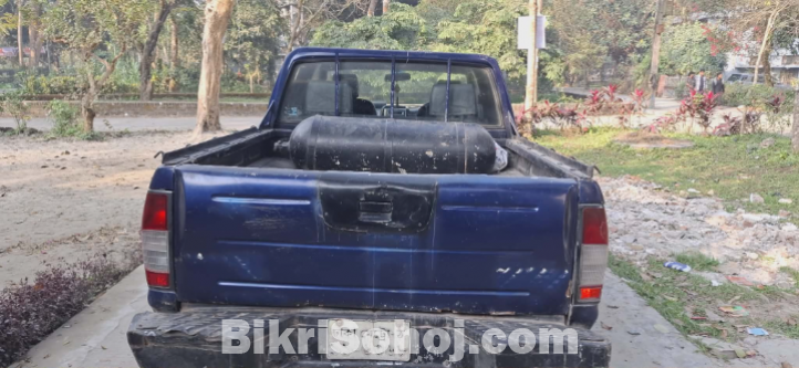 Double cabin pickup -Nissan carryboy 2006