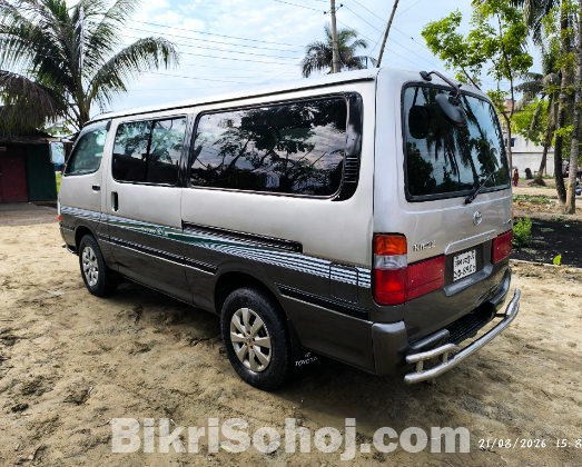 Toyota Hiace Super Gl old shape