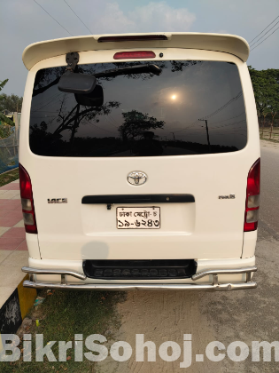 Toyota hiace gl 2012