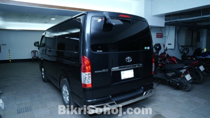 Toyota Hiace GL 2020