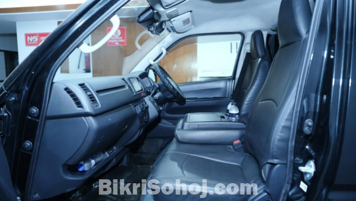 Toyota Hiace GL 2020