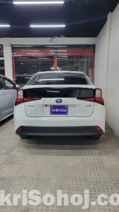 TOYOTA PRIUS S 2020