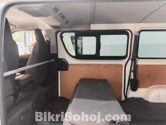 Toyota Hiace GL 2021