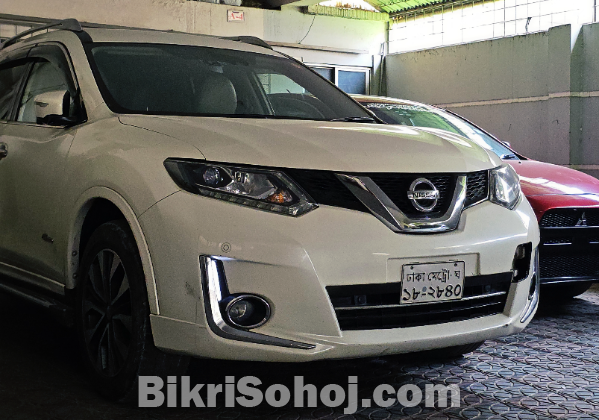 Nissan X-Trail Mode Premier 2015