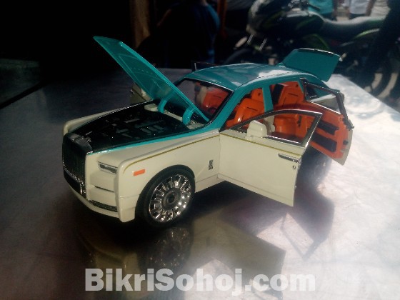 Rolls Royce phantom VIII diecast model