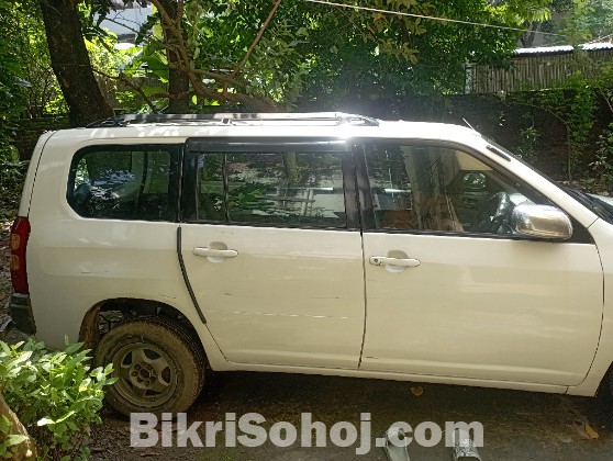 Toyota Succeed 2003