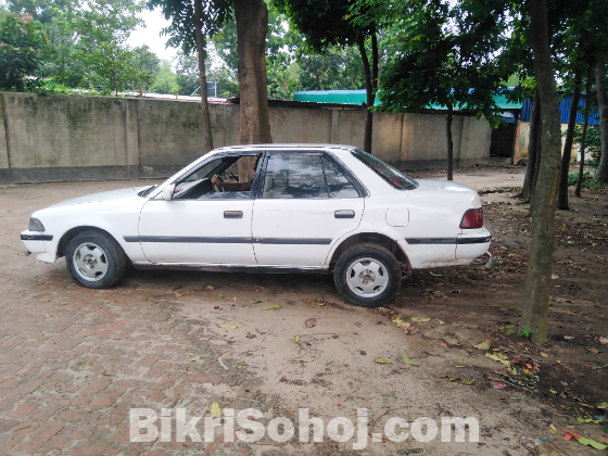 Toyota corona select saloon