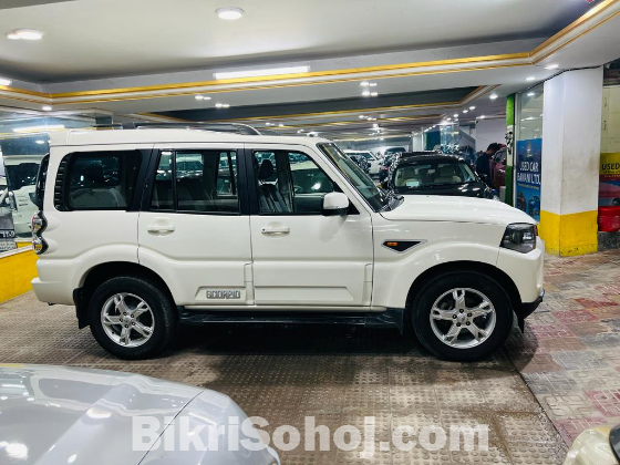 Mahindra Scorpio 2017