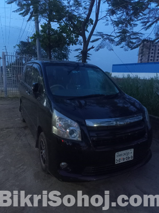 Toyota Noha push start S.I