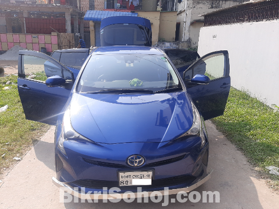 Toyota Prius S package 2016 model