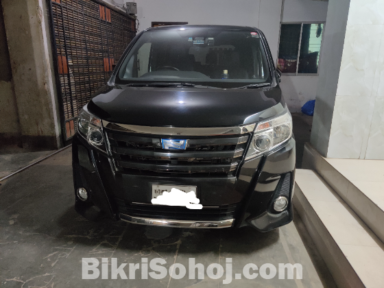 Toyota noah si wxb 2017