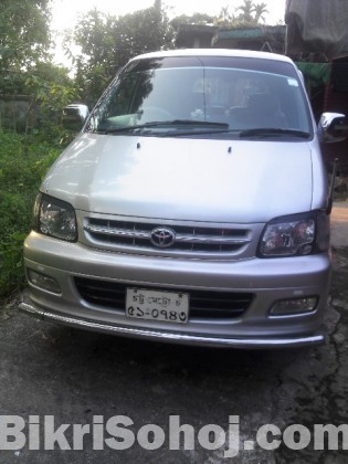 Toyota noah